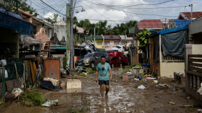 Тайфун унес жизни более 100 человек на Филиппинах и движется к Вьетнаму