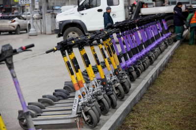 В Новосибирске ограничат движение самокатов на День Победы