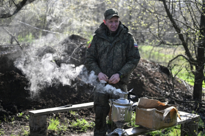 Куличи и яйца доставляют БПЛА: как празднуют Пасху в зоне СВО