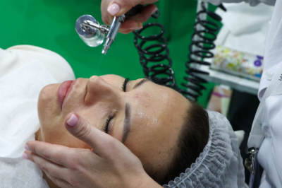 Дерматолог ответила, почему весной портится состояние кожи