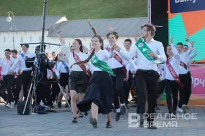 В Менделеевском районе выплатят 100 тыс. за 100 баллов ЕГЭ