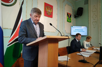 Экс-главу финпалаты Лениногорского района уволили из-за аферы со&nbsp;служебным авто