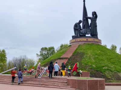 Более 1 млн человек участвовали в мероприятиях &laquo;Единой России&raquo; ко Дню памяти и скорби