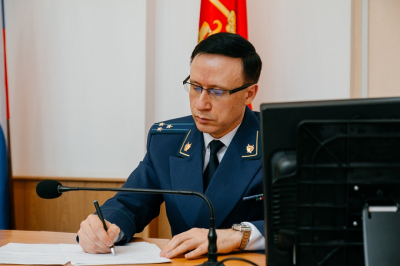 Тукаевский прокурор потребовал проверить свалку и самострой на дороге под Челнами