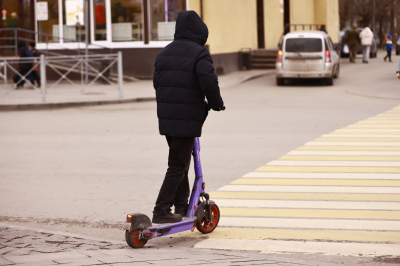 Назвали самую популярную улицу Казани для поездок на электросамокатах