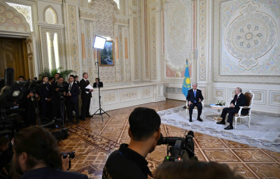 Токаев провел встречу с Путиным в Душанбе