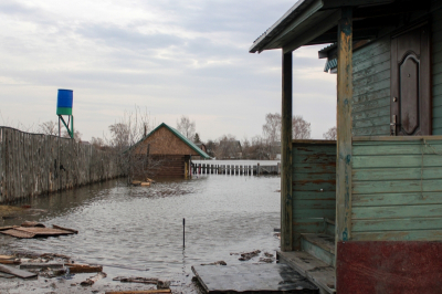 Дома и участки уходят под воду: на Кубани бушует паводок