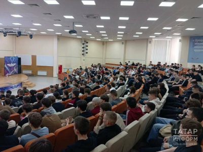 Татвоенкомат рассказал студентам КАИ о службе по контракту в Войсках беспилотных систем