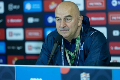 Черчесов ушел с поста главного тренера футбольной сборной Казахстана