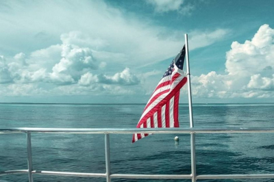 В Персидском заливе произошло крушение американского военного самолета