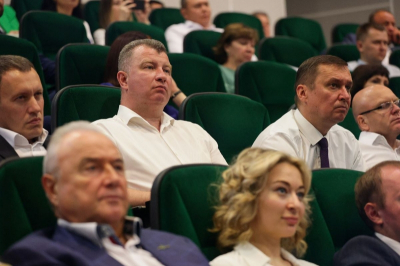 Уволенному свердловскому мэру начали подбирать замену