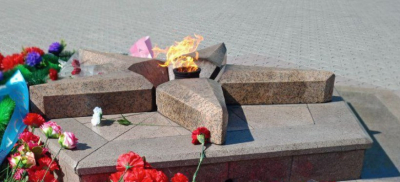 Как выглядят монеты "ҰЛЫ ЖЕҢІС. 80 ЖЫЛ" номиналом 1000 и 200 тенге, показали в Нацбанке