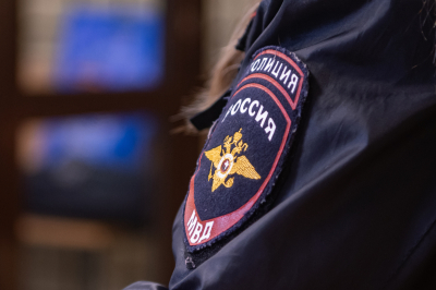 В Уфе мужчина в общежитии ранил четырех студентов и полицейского – его задержали