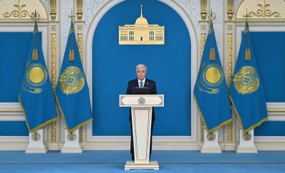 В канун Дня Республики Президент наградил представителей трудовых династий и простых рабочих