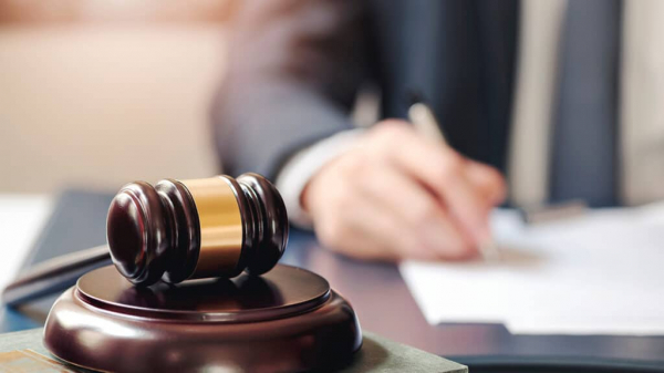 В Караганде суд оправдал обвиненного в хищении экс-полицейского